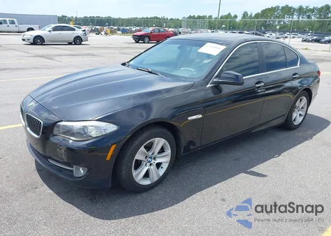 2013 BMW 528I xDrive z USA, uszkodzony, nr VIN WBAXH5C54DDW15982